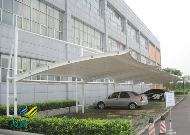 膜結(jié)構(gòu)車棚經(jīng)濟效益顯而易見